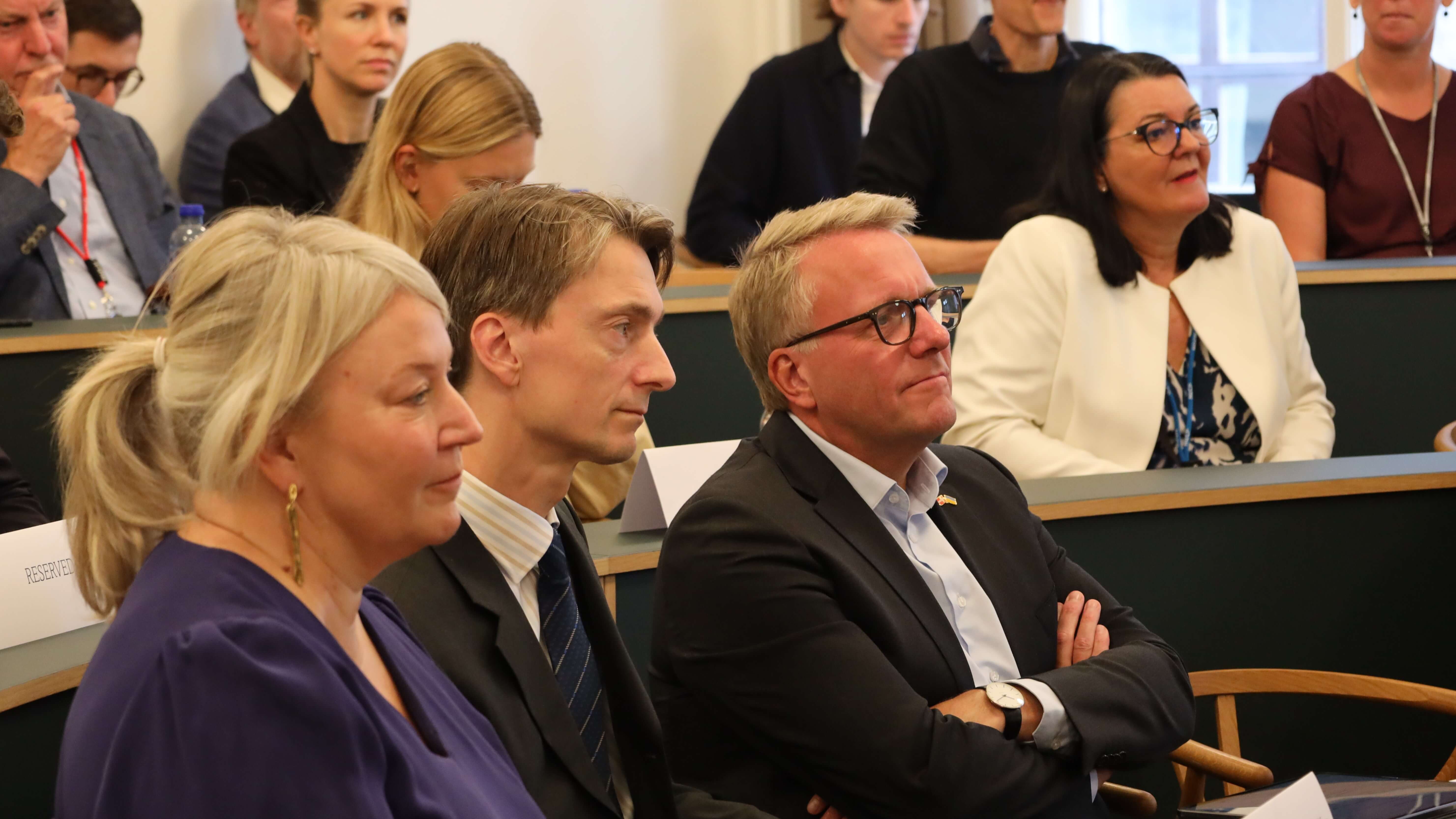 her skal du skrive en alternativ tekst til billedet